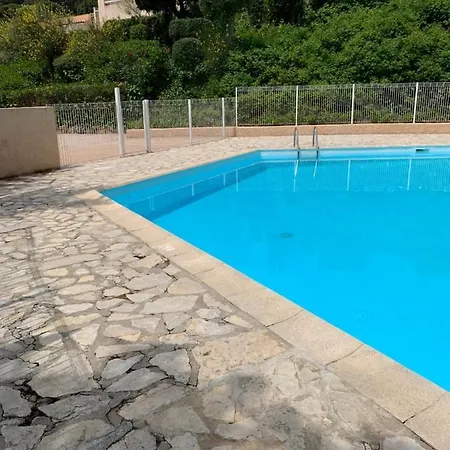 Avec Coin Nuit Apartman *