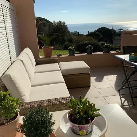 Avec Coin Nuit Apartman *