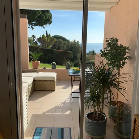 Avec Coin Nuit Lägenhet