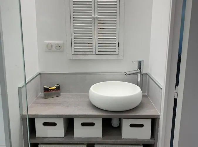 Appartement Avec Coin Nuit *